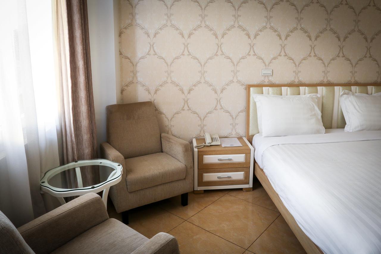 White House Addis Hotel ภายนอก รูปภาพ