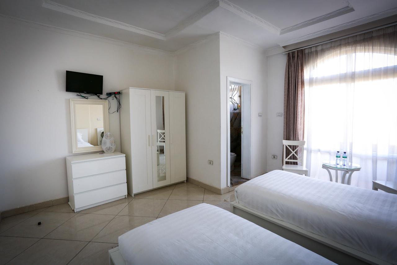 White House Addis Hotel ภายนอก รูปภาพ